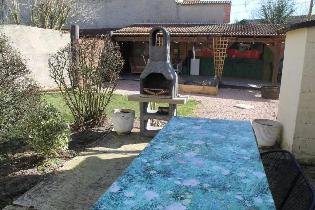 Вілла Le Miette, Family House Sleeps 6 La Celle-sous-Gouzon Екстер'єр фото